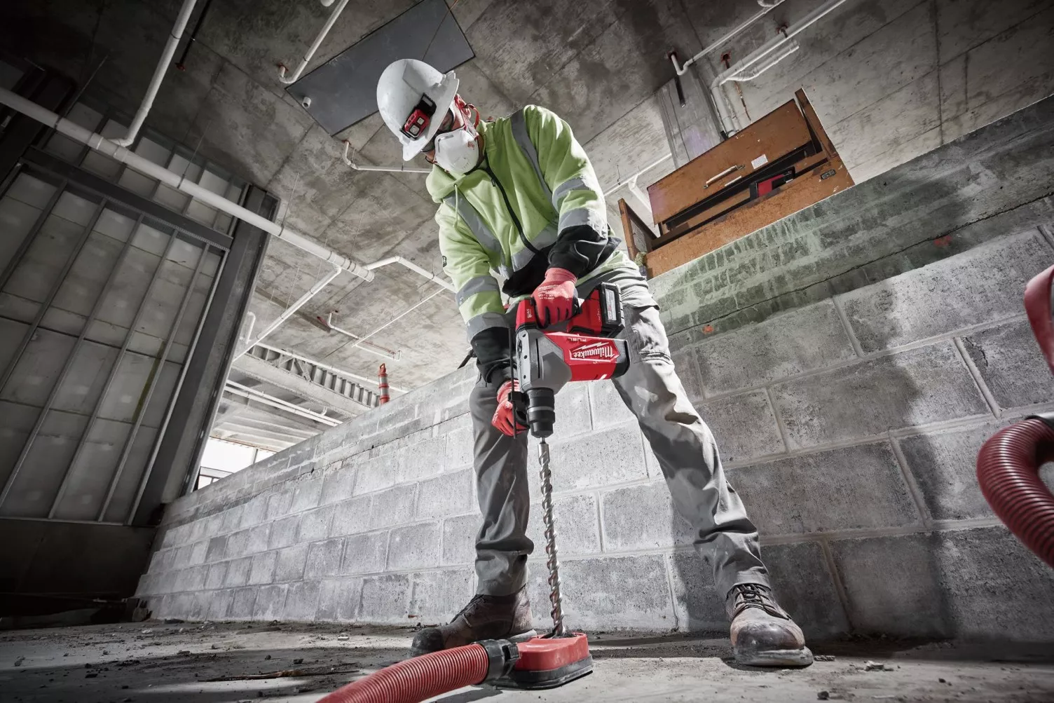 Tập đoàn Techtronic Industries Dẫn đầu ngành Dụng cụ không dây Dẫn